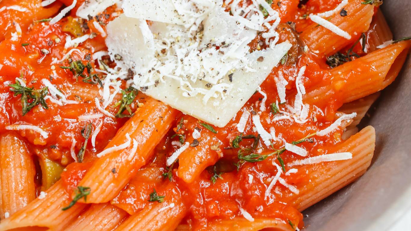 Dal-bistroso-trattoria-garbatella-pennette-arrabbiata